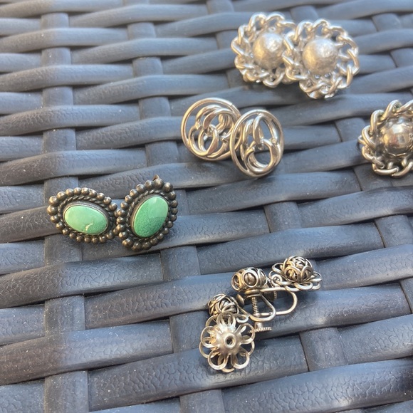 Vintage Clip on Earrings pearls circa 1960’s - Picture 3 of 5